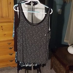 Jersey tank top...blk with white dots
